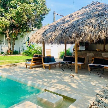 Colorada House Hostel ปูแอร์โตเอสกอนดิโด ภายนอก รูปภาพ