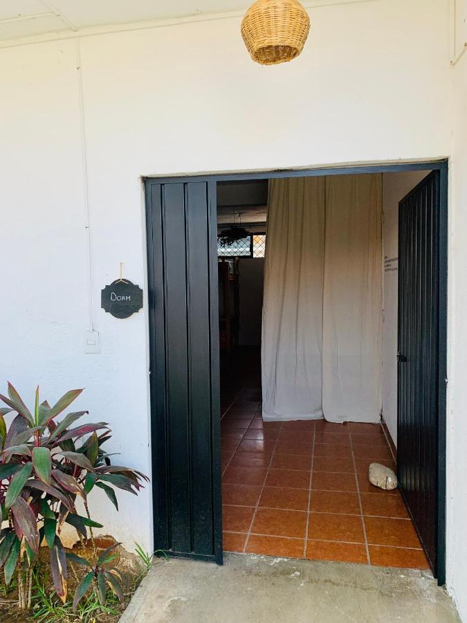 Colorada House Hostel ปูแอร์โตเอสกอนดิโด ภายนอก รูปภาพ