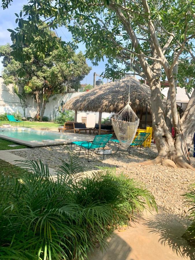 Colorada House Hostel ปูแอร์โตเอสกอนดิโด ภายนอก รูปภาพ